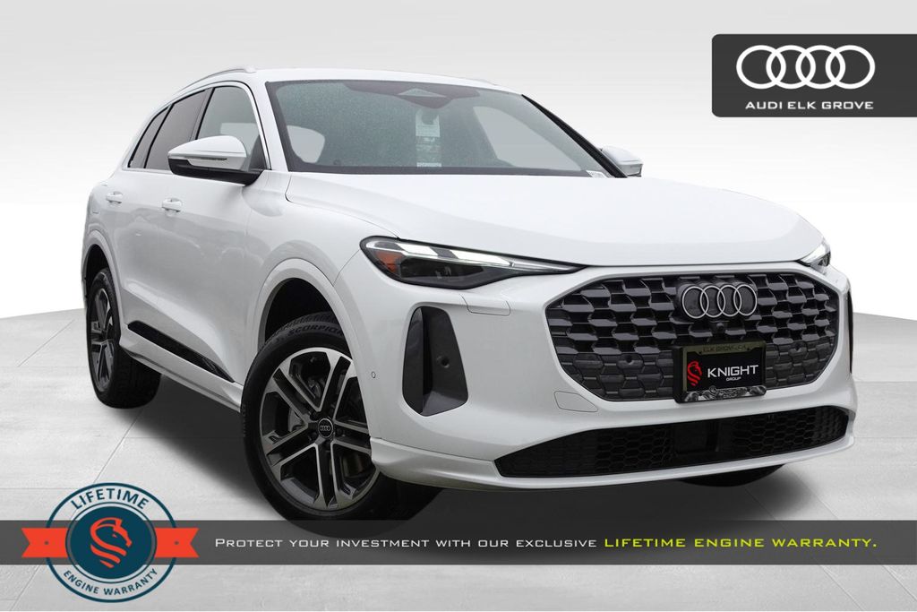 2025 Audi New Q5 Premium's photo