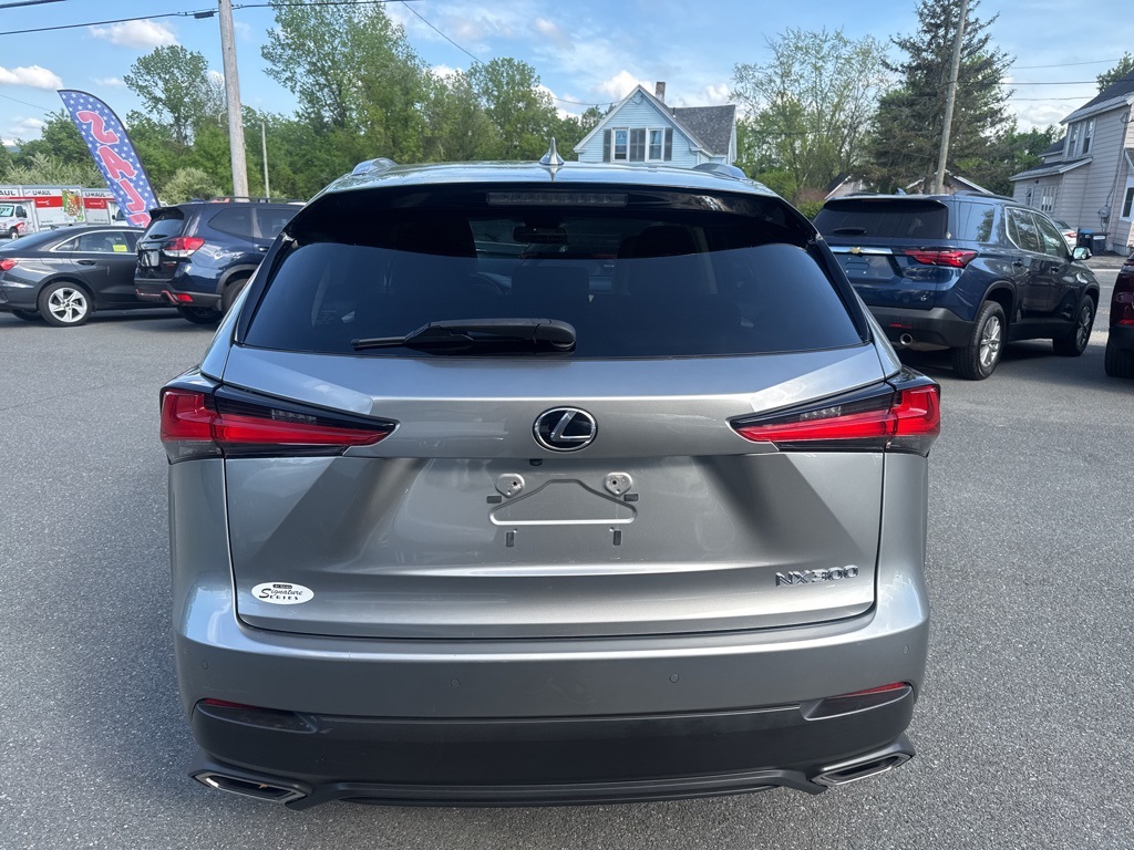 2020 Lexus NX 300 photo 6