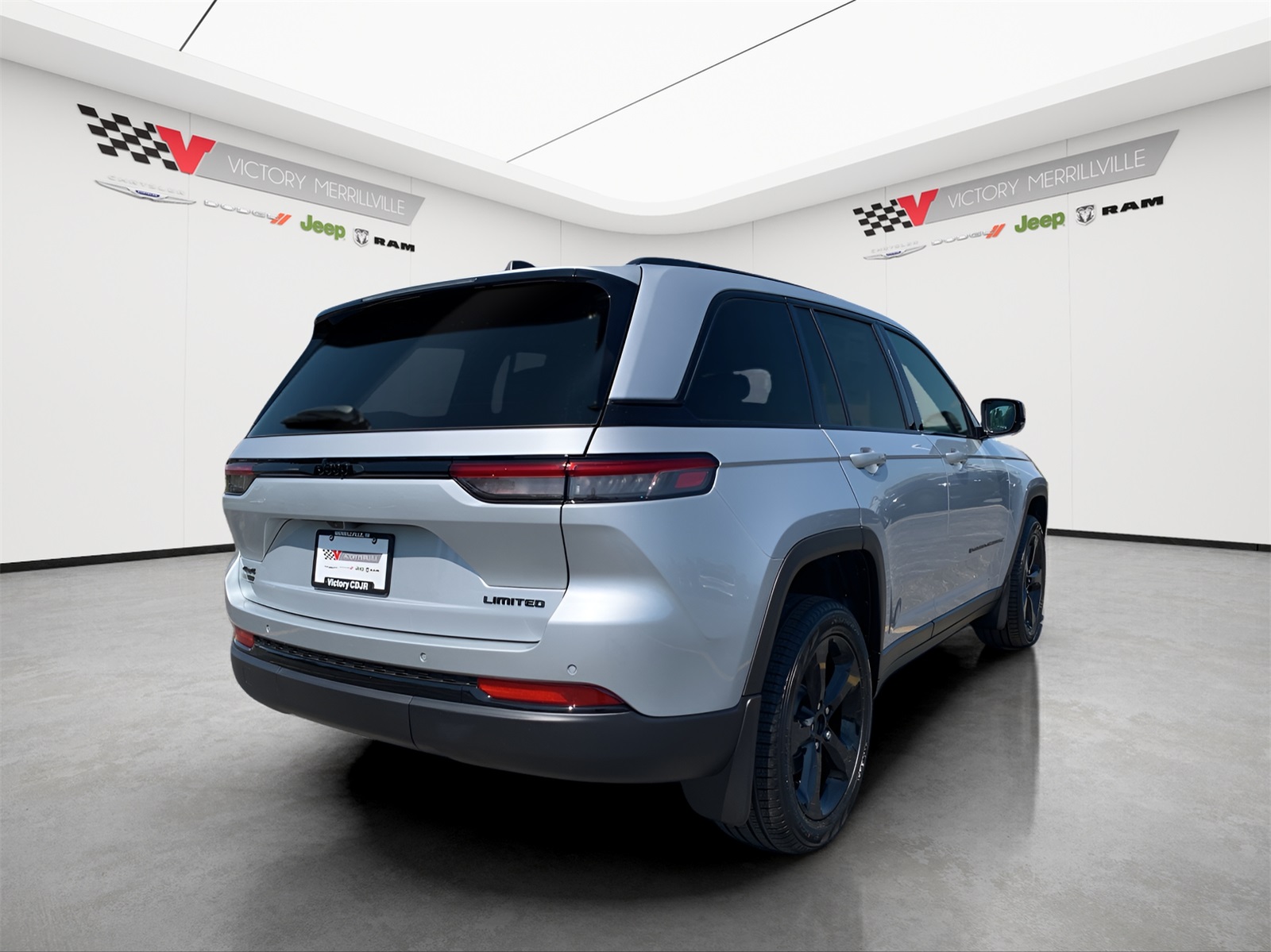 2025 Jeep Grand Cherokee Limited photo 4