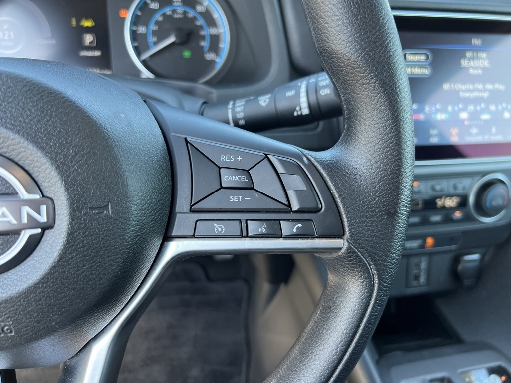 2024 Nissan Leaf S photo 16