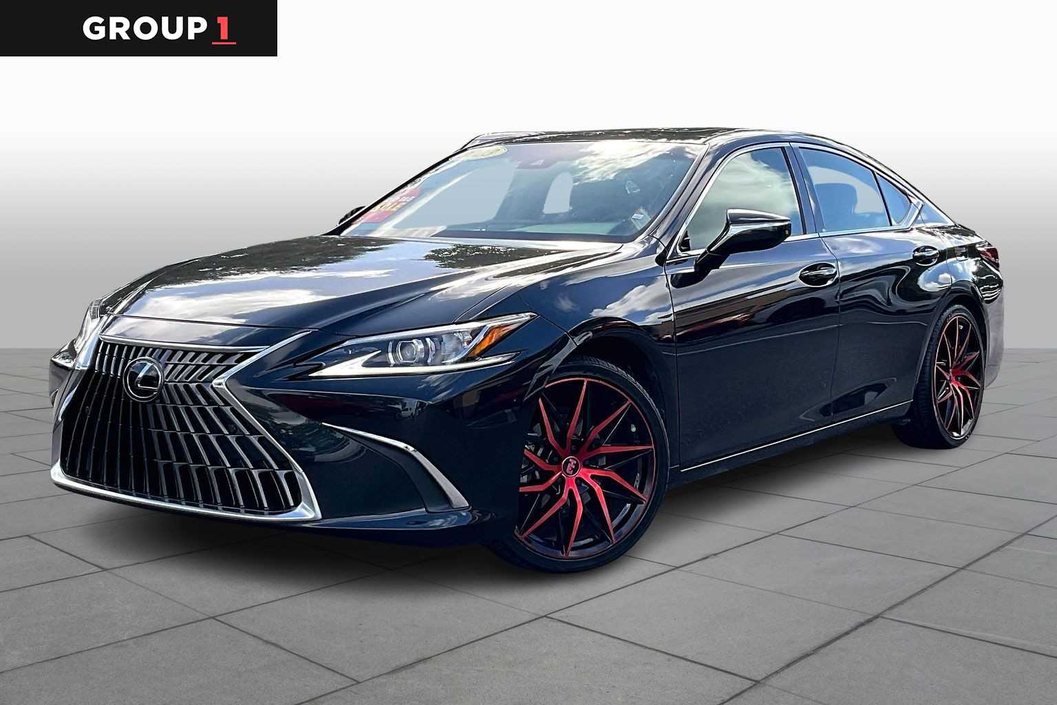 2023 Lexus ES 350's photo