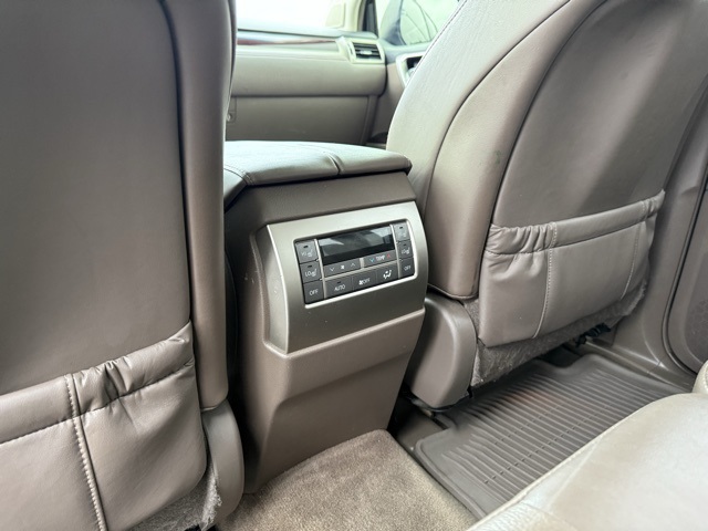 2015 Lexus GX 460 photo 16