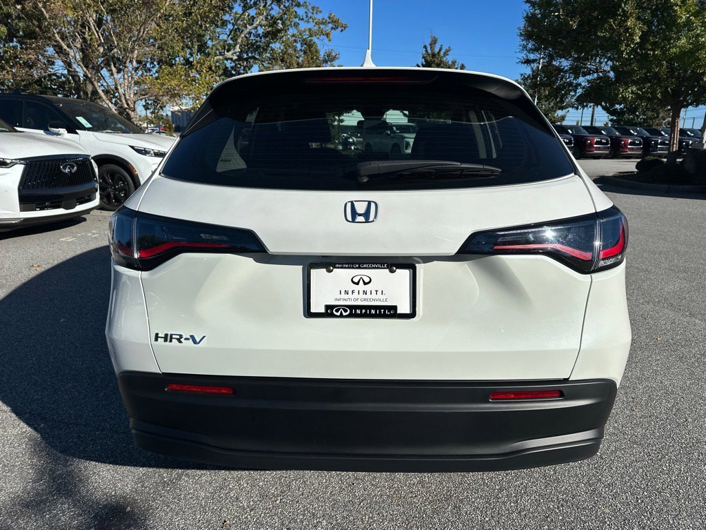 2024 Honda HR-V LX photo 3