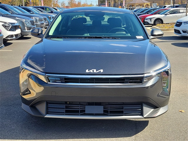 2025 Kia K4 EX photo 2
