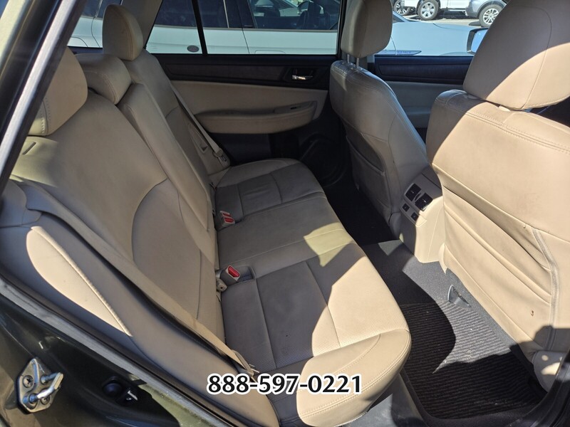 2016 Subaru Outback 3.6R Limited photo 4