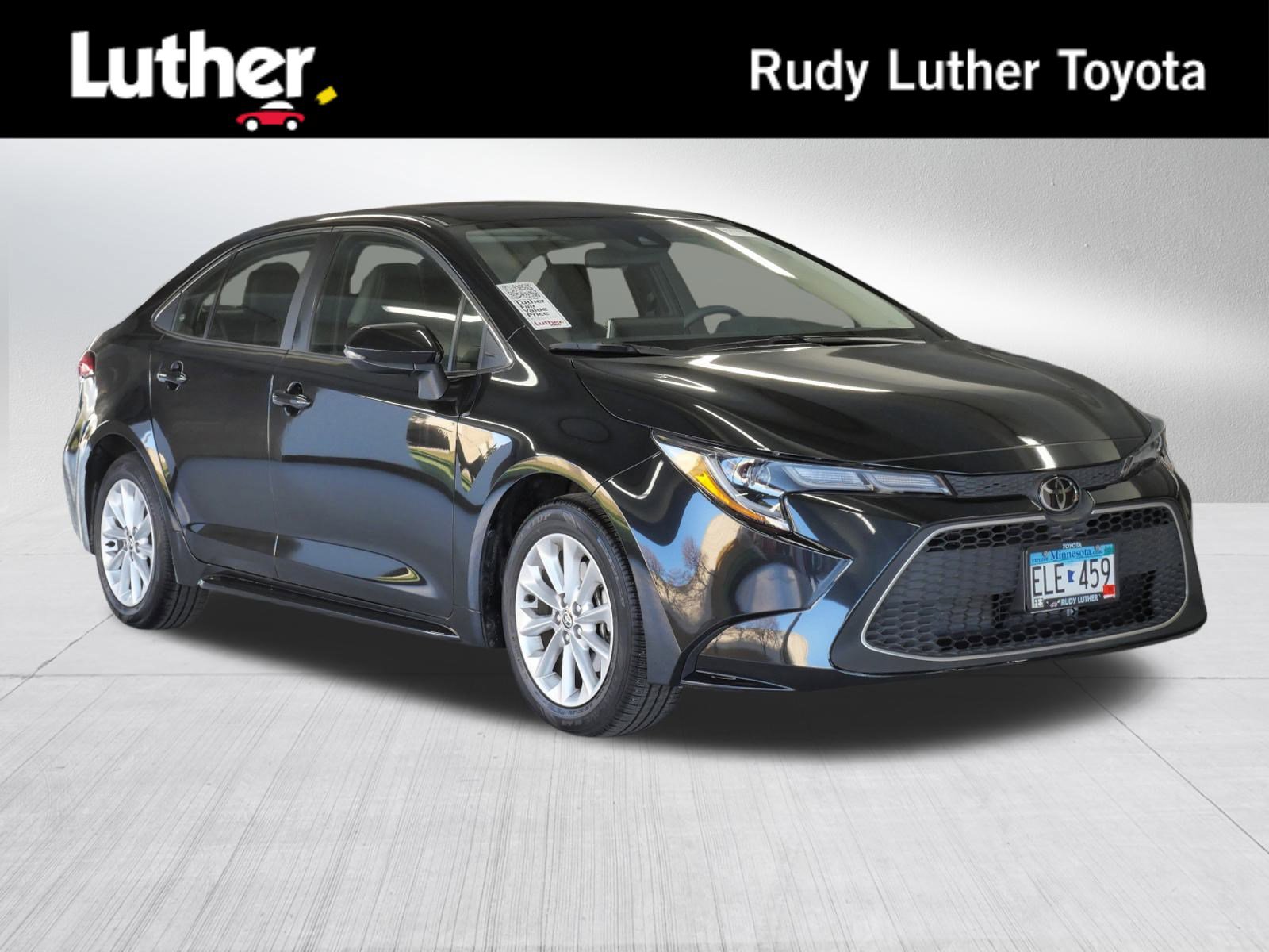 2020 Toyota Corolla XLE's photo