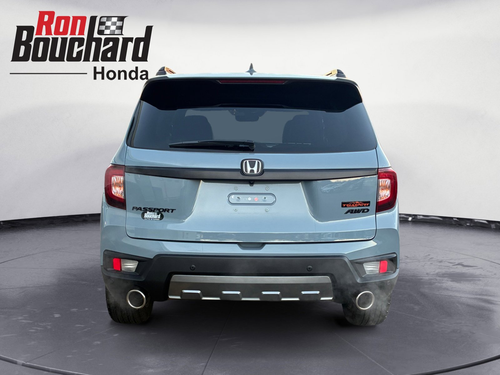 2023 Honda Passport TrailSport photo 2