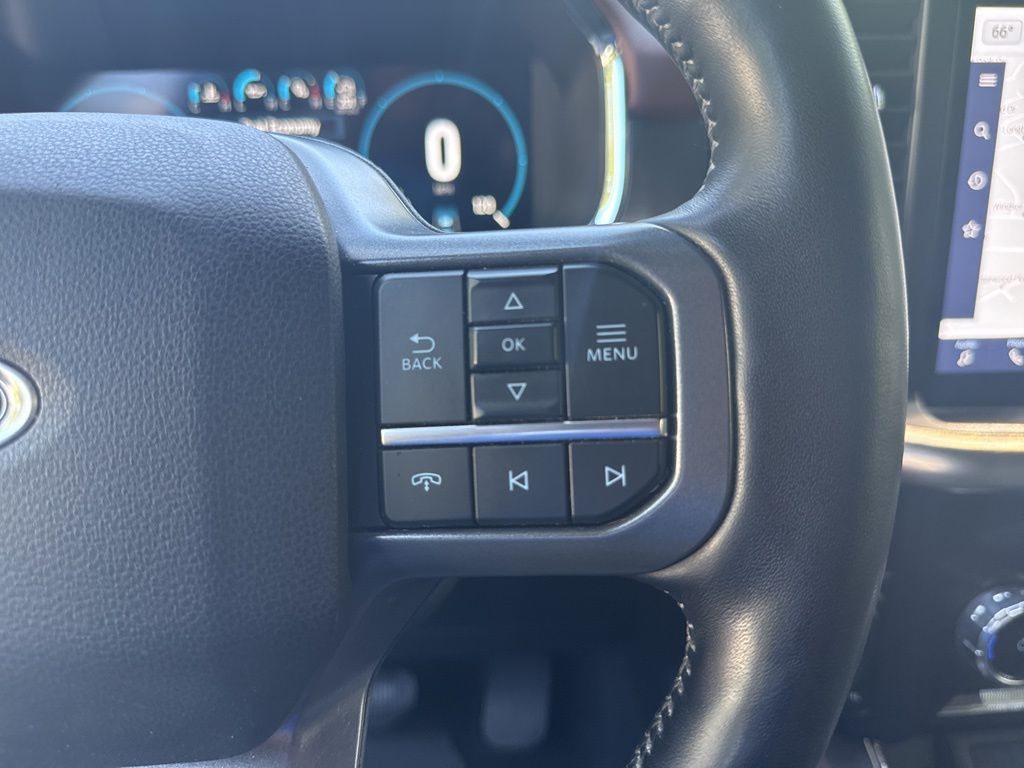 2023 Ford F-150 Lariat photo 19