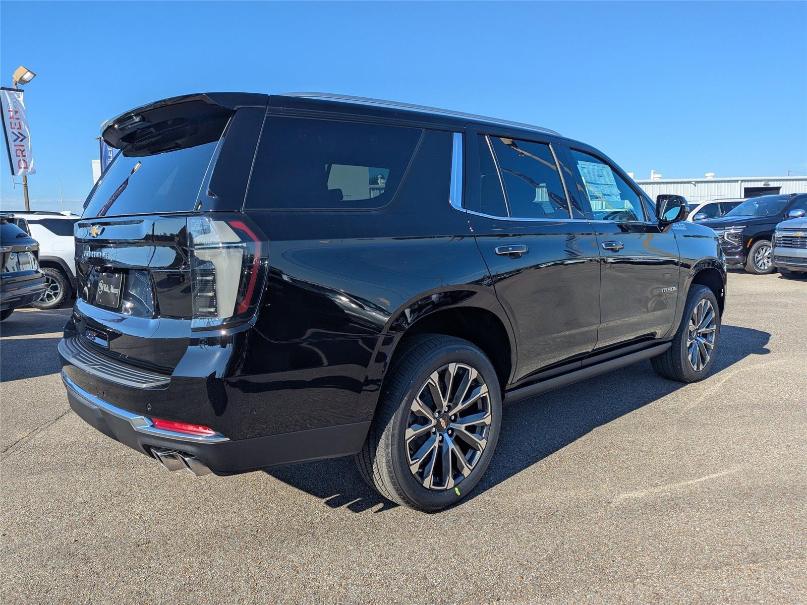 2025 Chevrolet Tahoe High Country photo 3