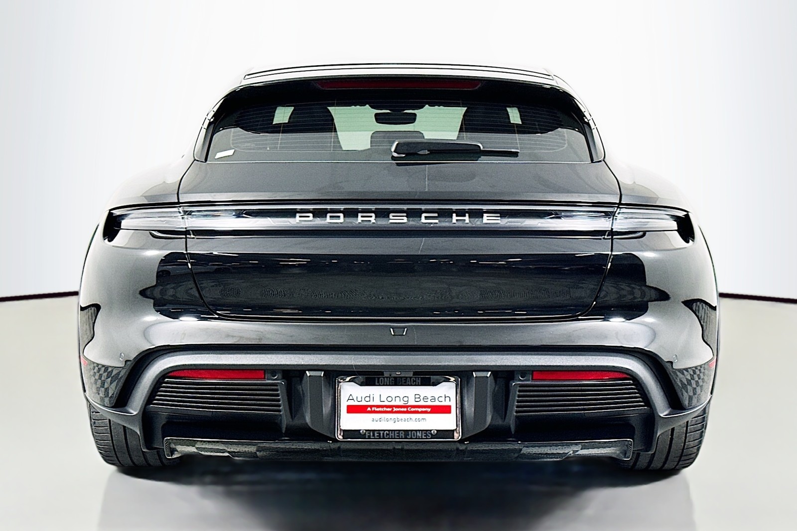 2022 Porsche Taycan 4 Cross Turismo photo 3