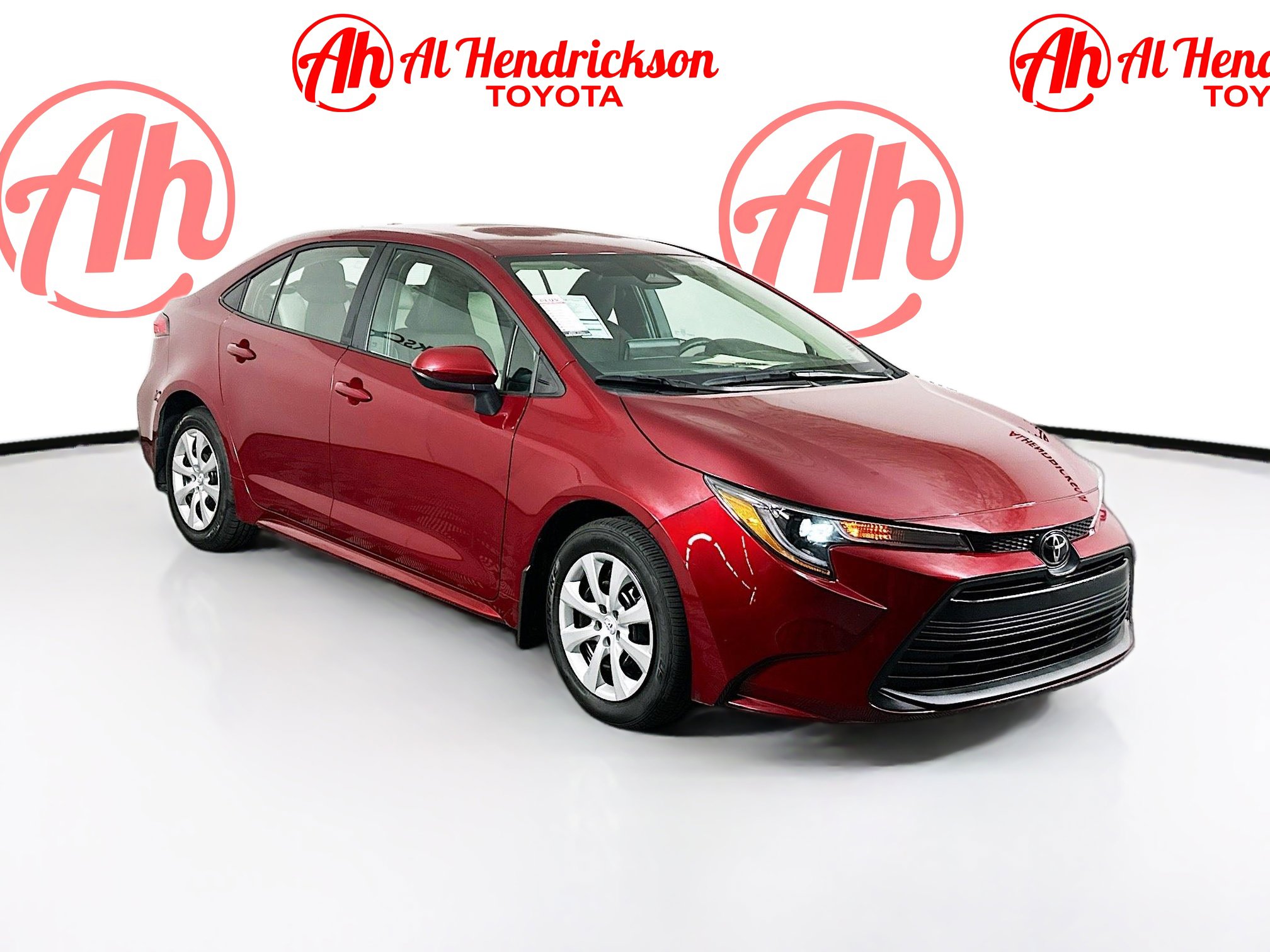 2025 Toyota Corolla LE's photo