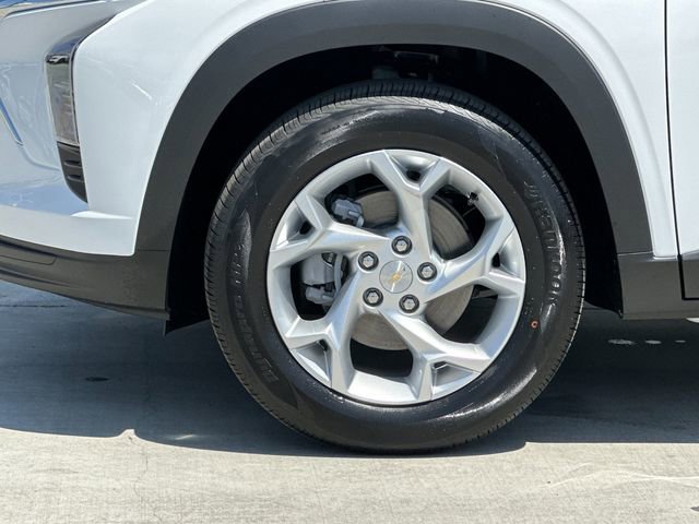 2026 Chevrolet Trax LS photo 24