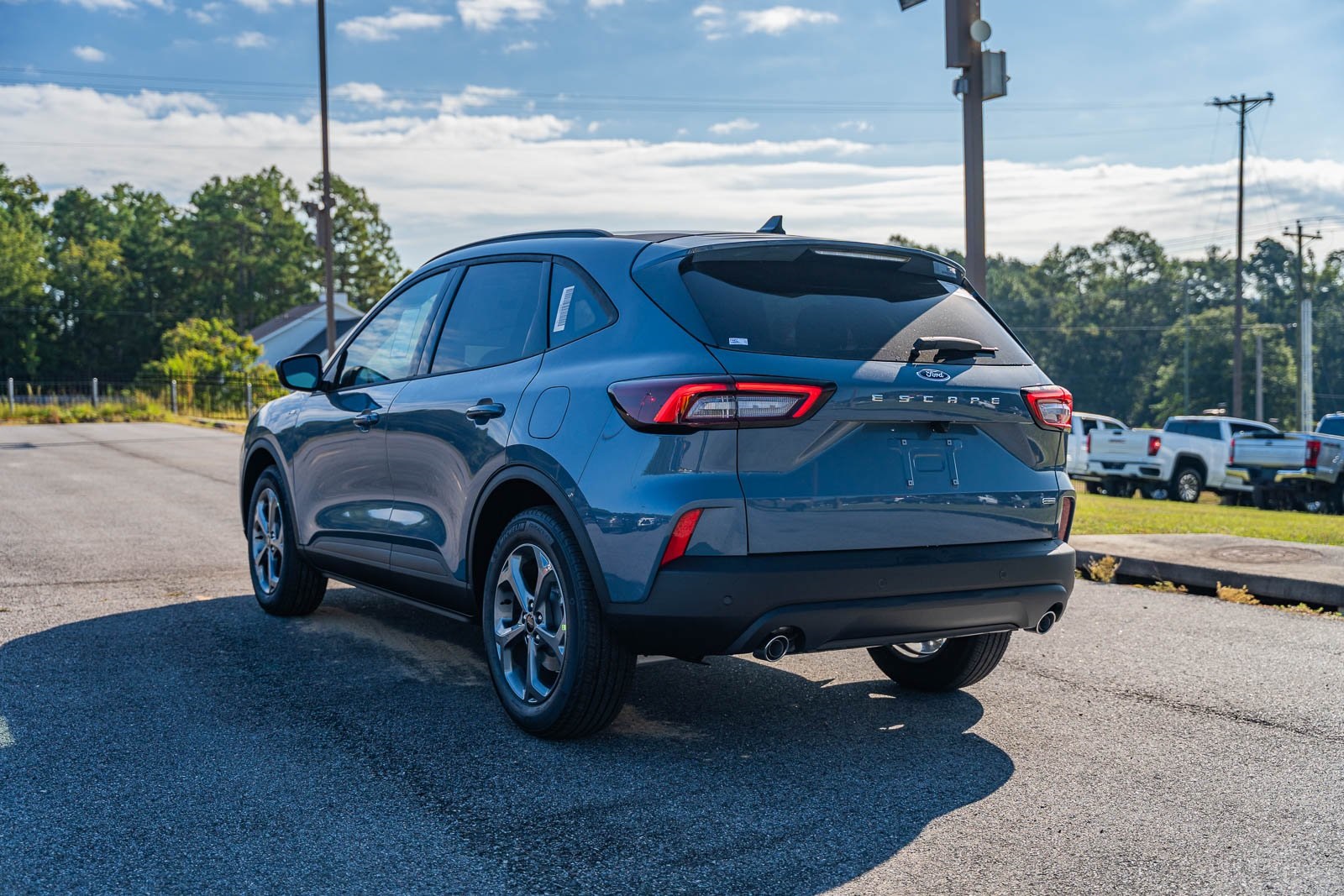2025 Ford Escape ST-Line photo 3