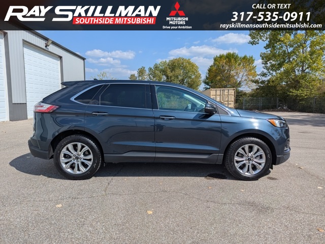 2024 Ford Edge Titanium photo 4