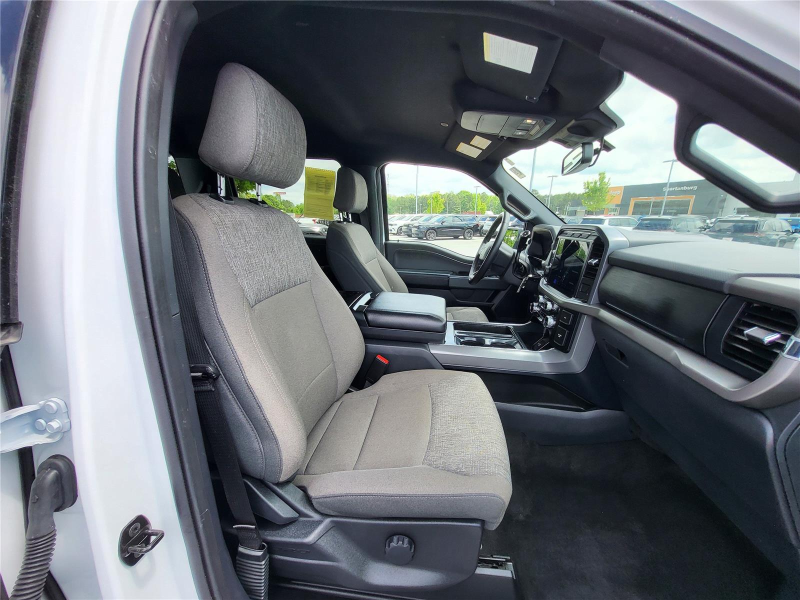 2024 Ford F-150 XLT photo 4