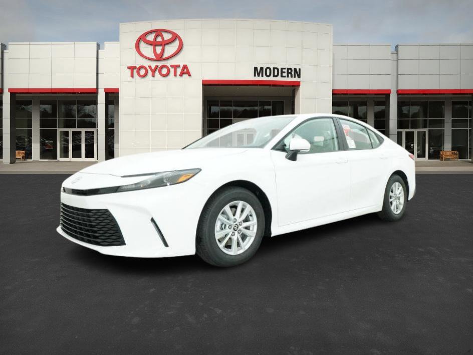 2025 Toyota Camry LE photo 6