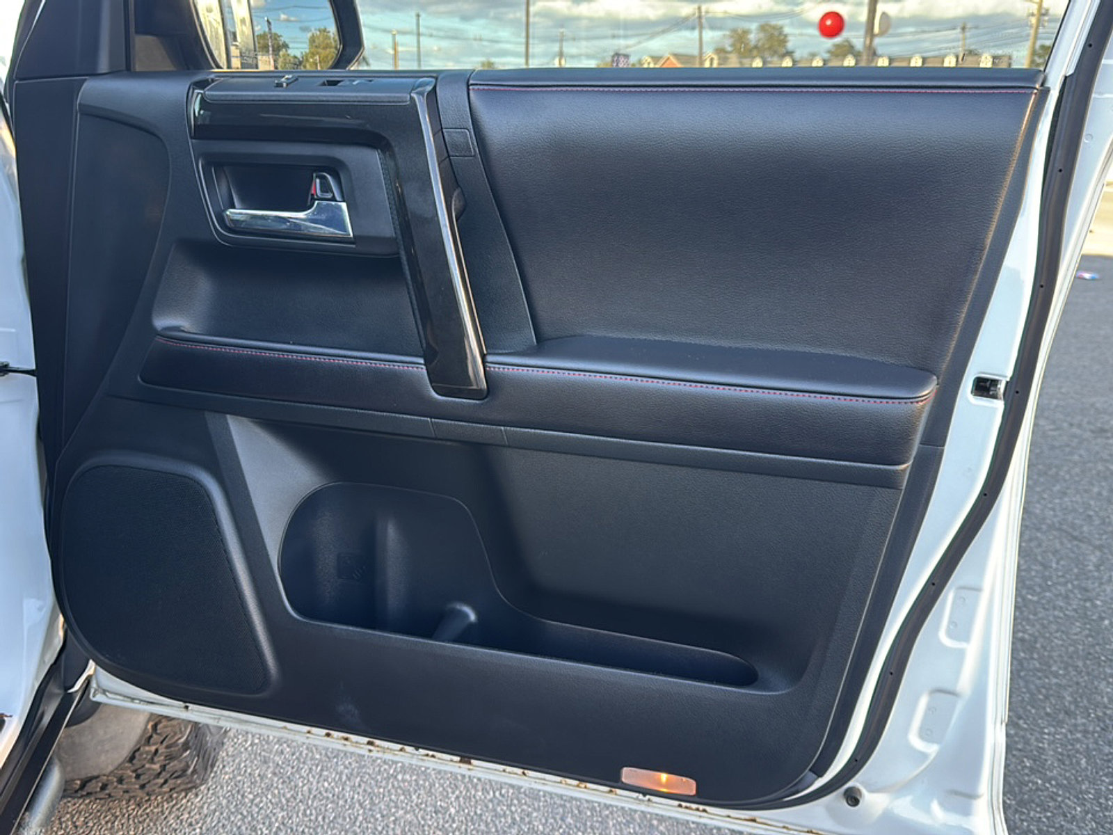 2016 Toyota 4Runner TRD Pro photo 21