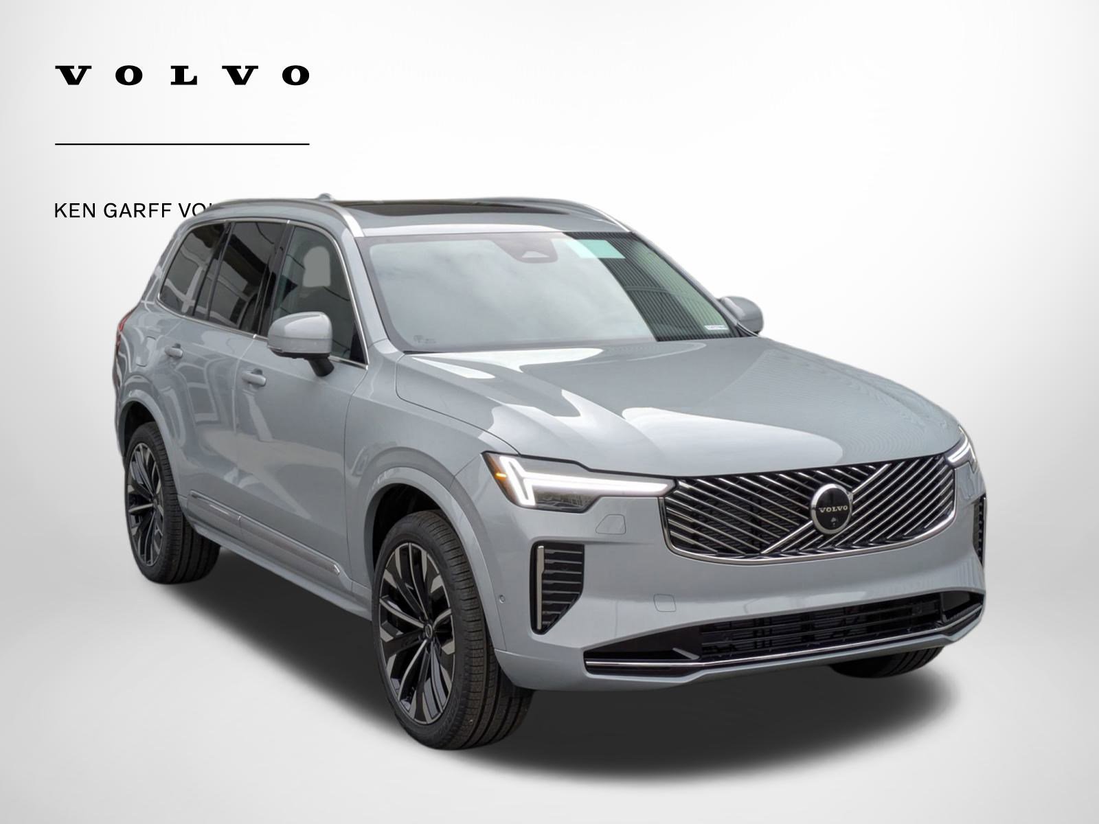 2026 Volvo XC90 Plus's photo