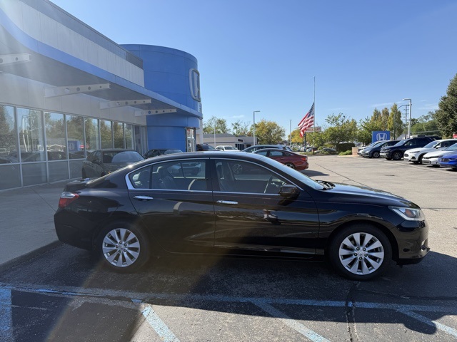 2015 Honda Accord EX-L photo 4