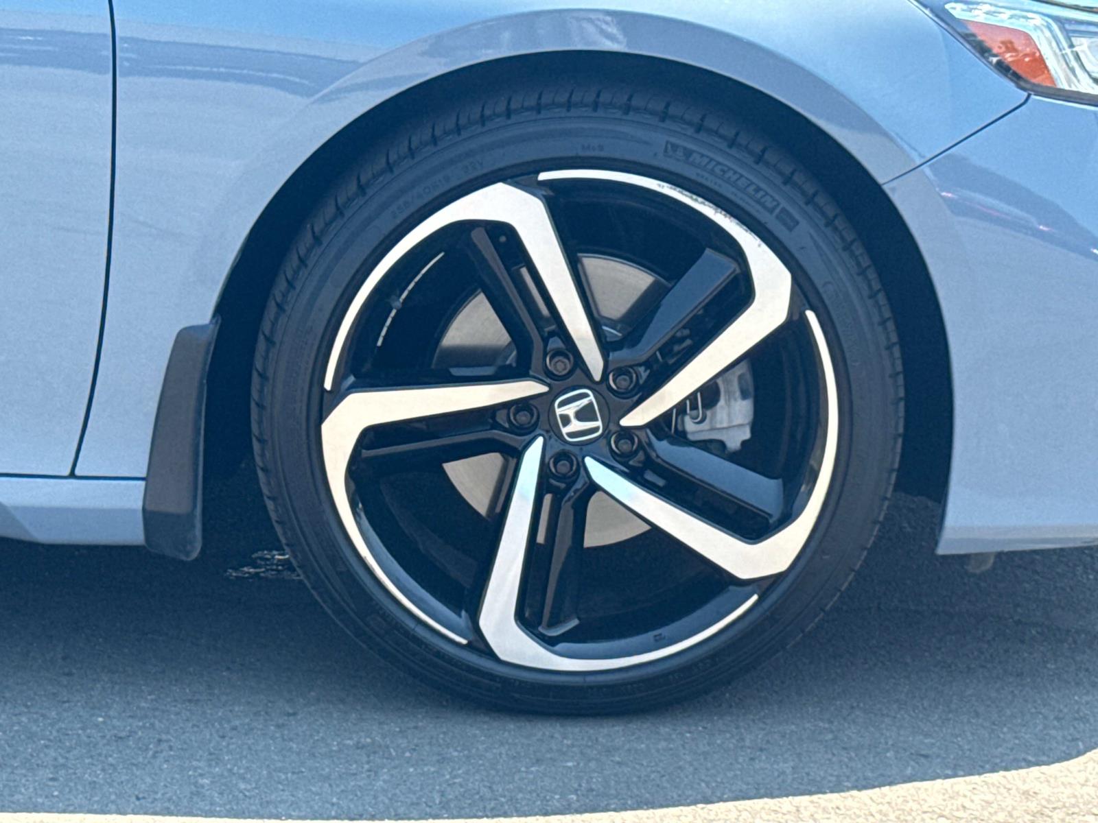 2022 Honda Accord Hybrid Sport photo 22