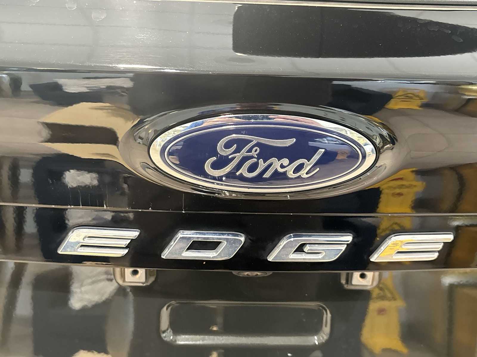 2024 Ford Edge SEL photo 28