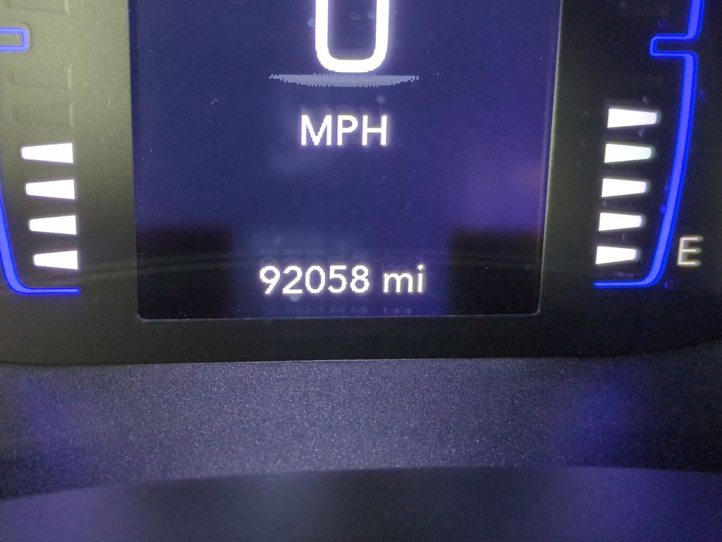 2020 Chrysler Pacifica Touring photo 15