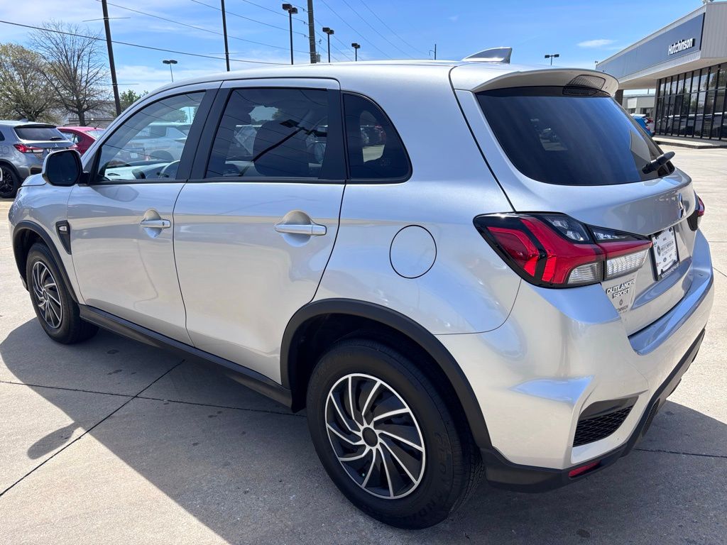 2024 Mitsubishi Outlander Sport ES photo 5