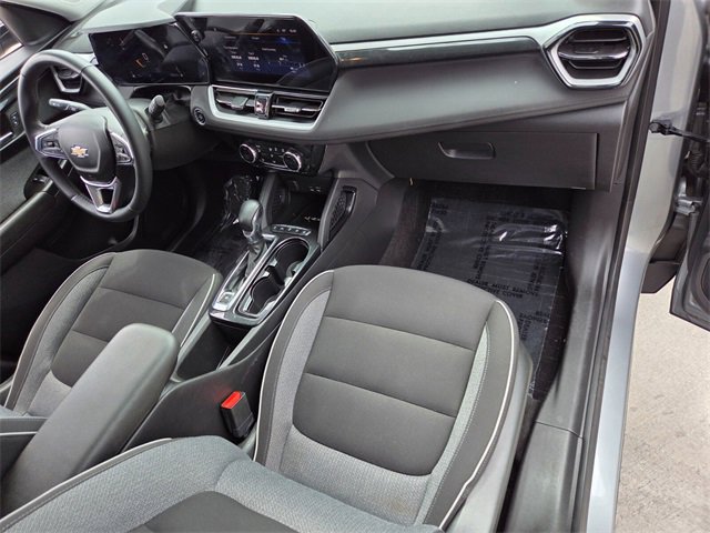2024 Chevrolet Trailblazer LT photo 16
