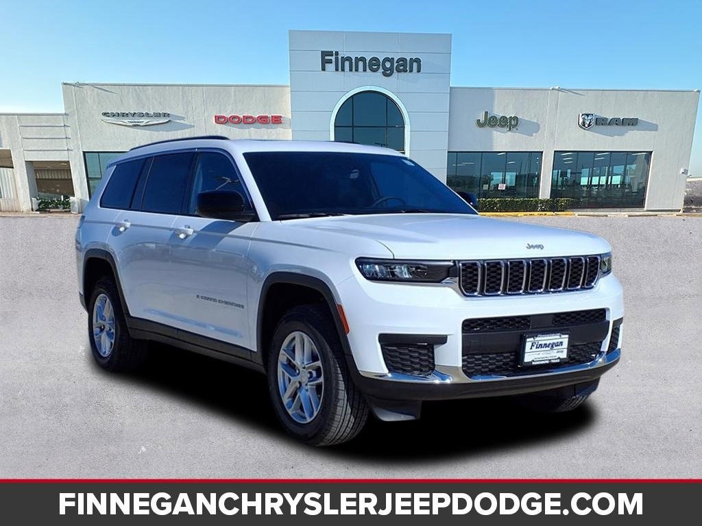 2025 Jeep Grand Cherokee L Laredo's photo