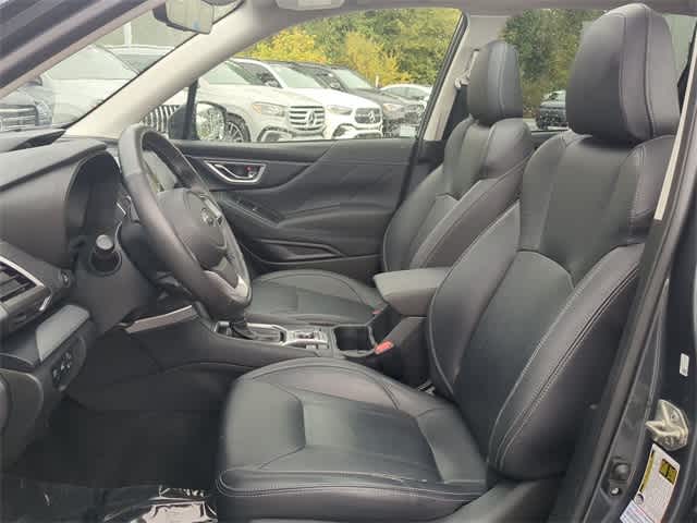 2020 Subaru Forester Limited photo 4