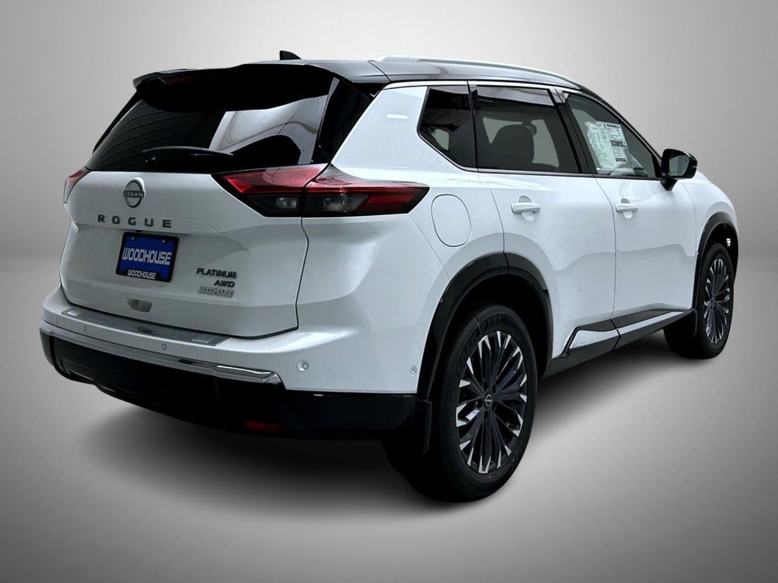 2026 Nissan Rogue Platinum photo 4