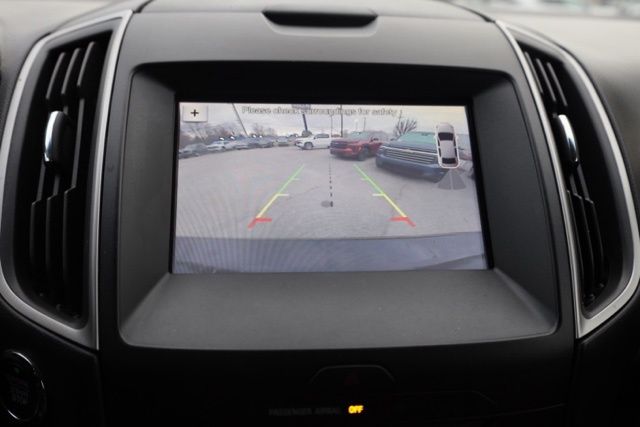 2018 Ford Edge SEL photo 2