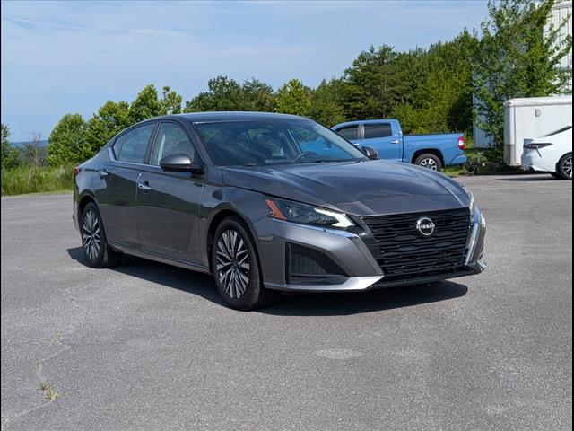 Used 2023 Gun Metallic Nissan 2.5 SV image 1