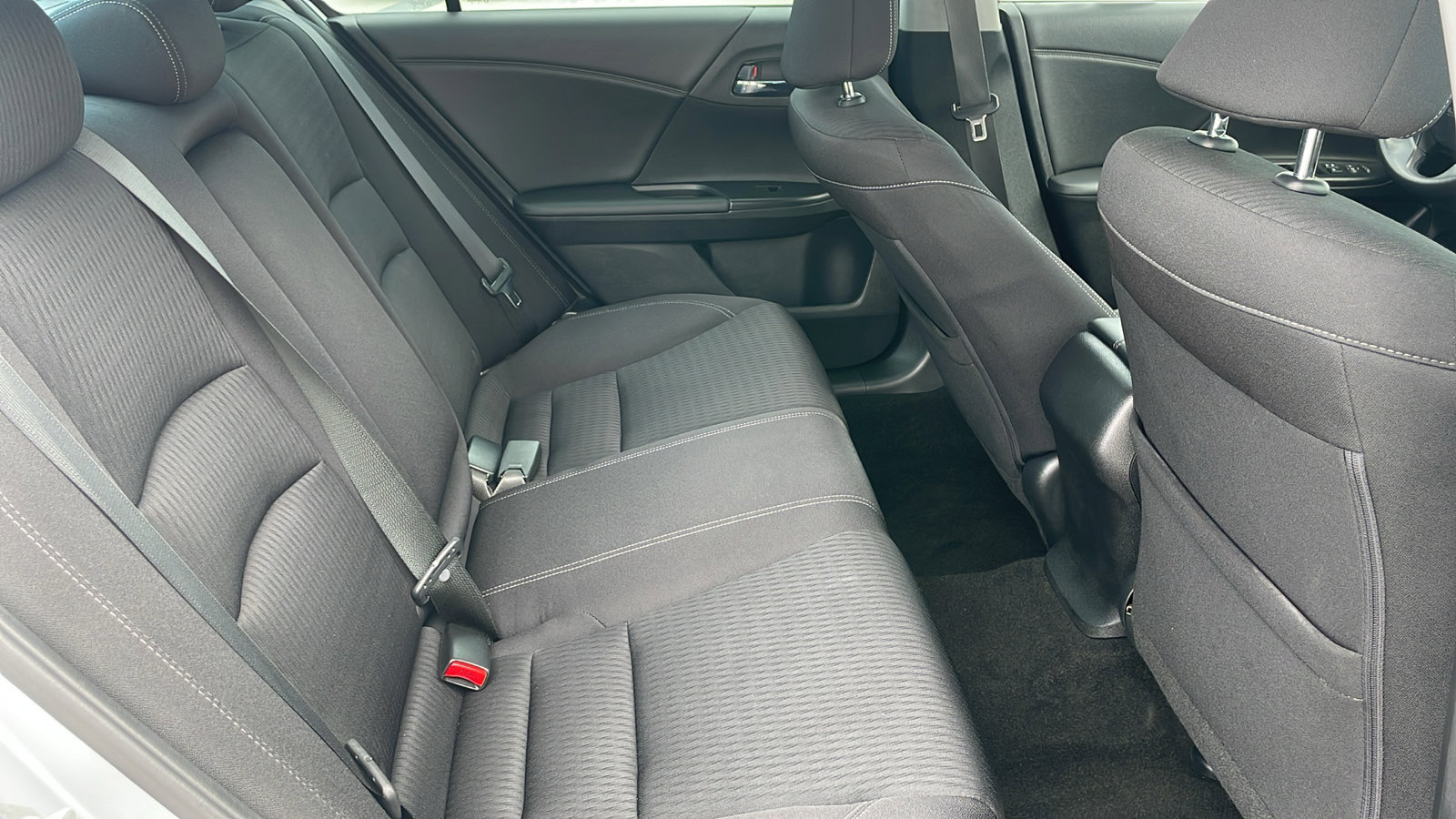 2015 Honda Accord Sport photo 23
