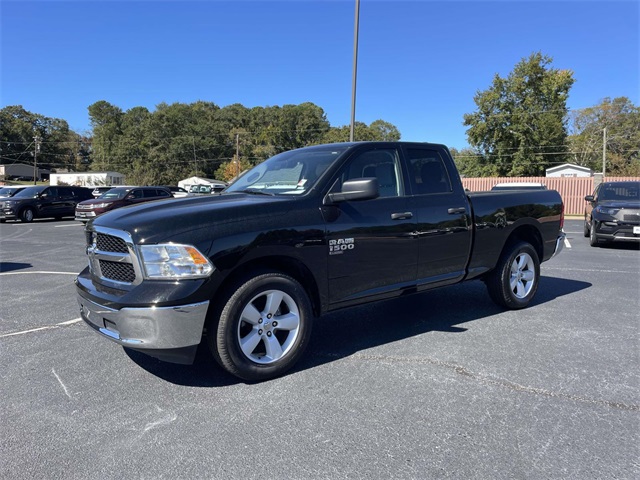 2024 Ram 1500 Classic SLT photo 3