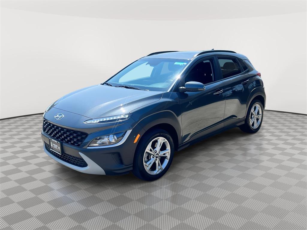 2023 Hyundai Kona SEL photo 3