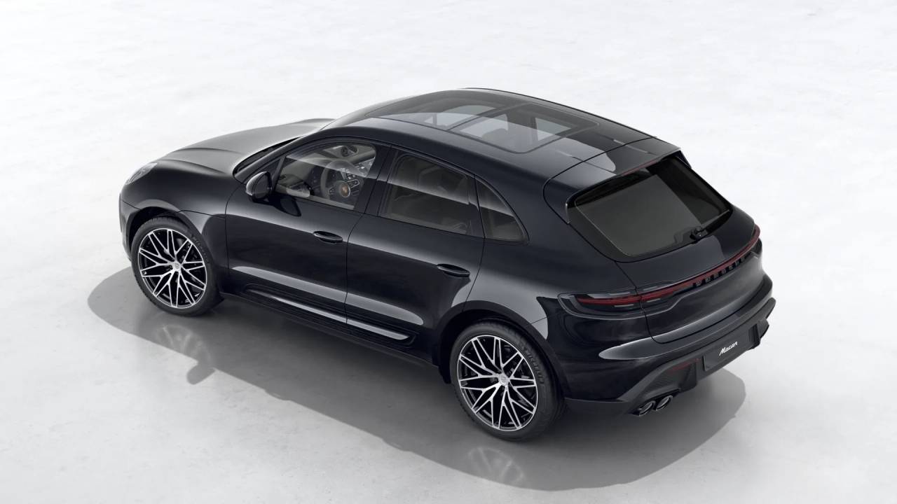 2026 Porsche Macan T photo 3