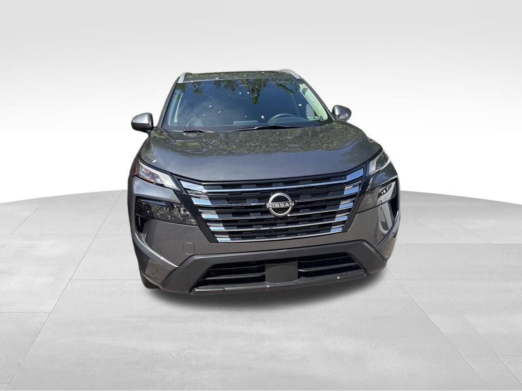2024 Nissan Rogue SV photo 6