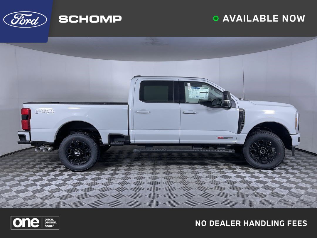 2025 Ford F-350 Super Duty Lariat's photo