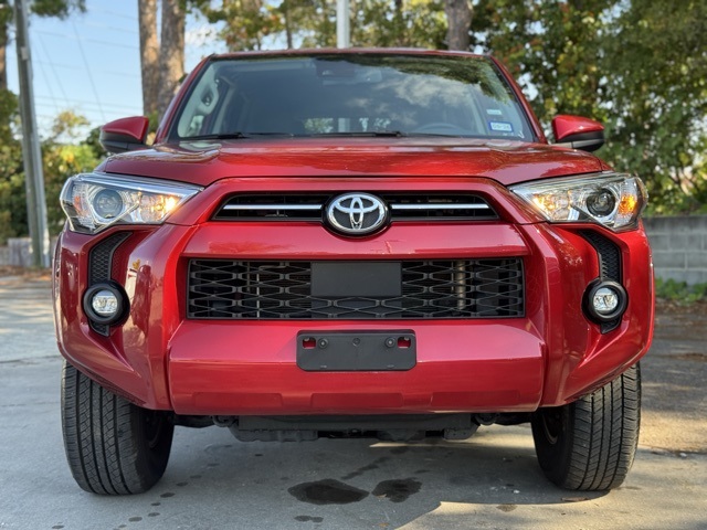 2024 Toyota 4Runner SR5 photo 2