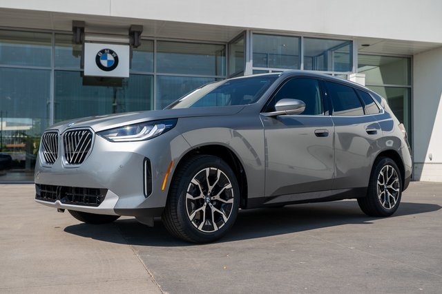 2026 BMW X3 30's photo