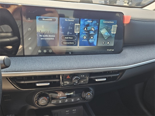 2026 Nissan Kicks SV photo 16