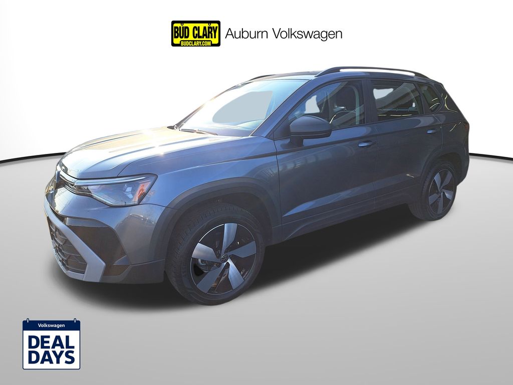 2025 Volkswagen Taos S's photo