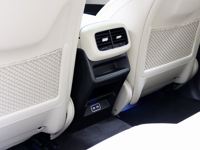 2026 Mercedes Benz GLE 350 4MATIC photo 11