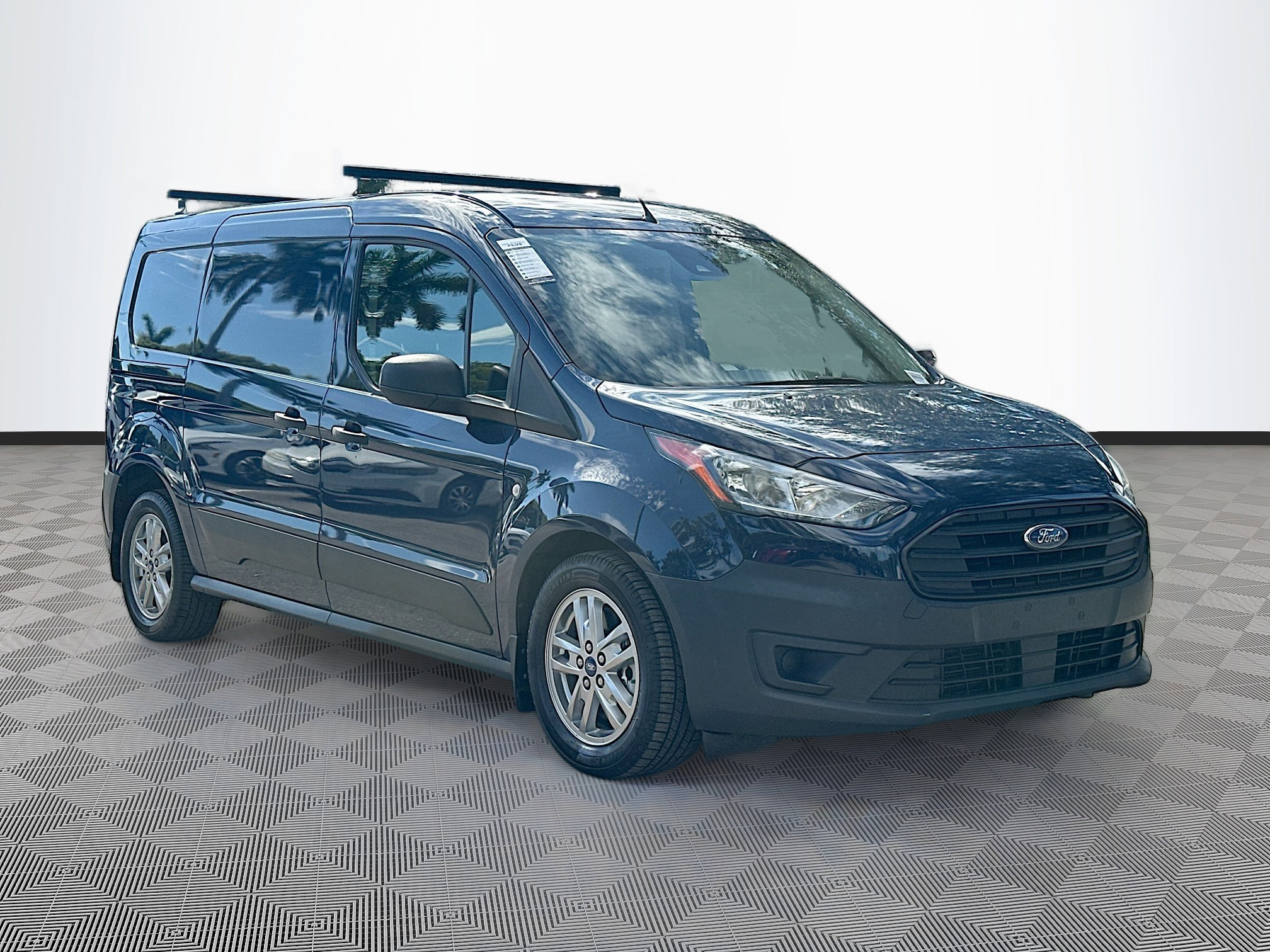 2022 Ford Transit Connect XL's photo
