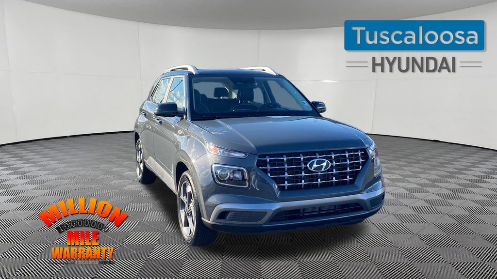 2026 Hyundai Venue SEL's photo
