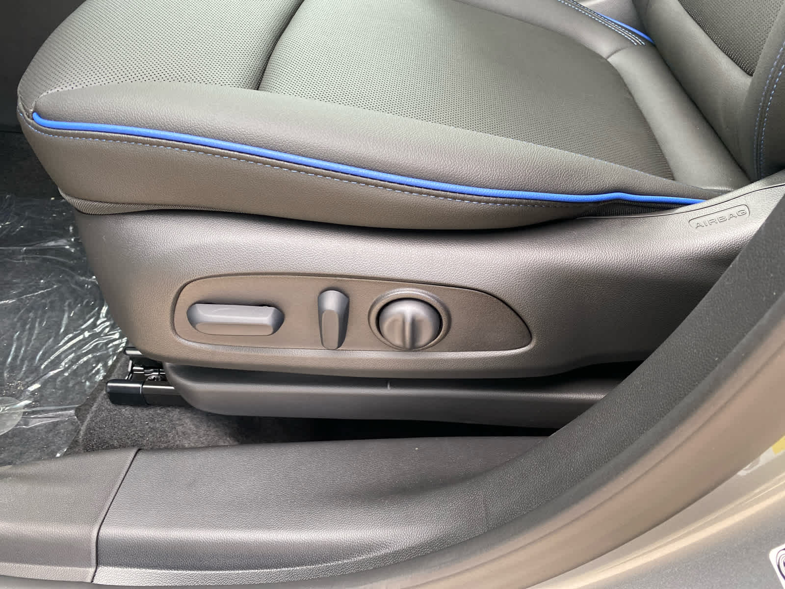 2026 Buick Encore GX Sport Touring photo 13