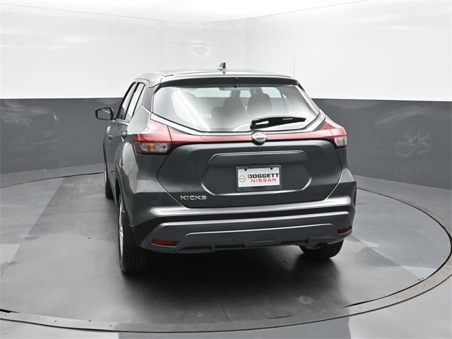 2025 Nissan Kicks Play S photo 4
