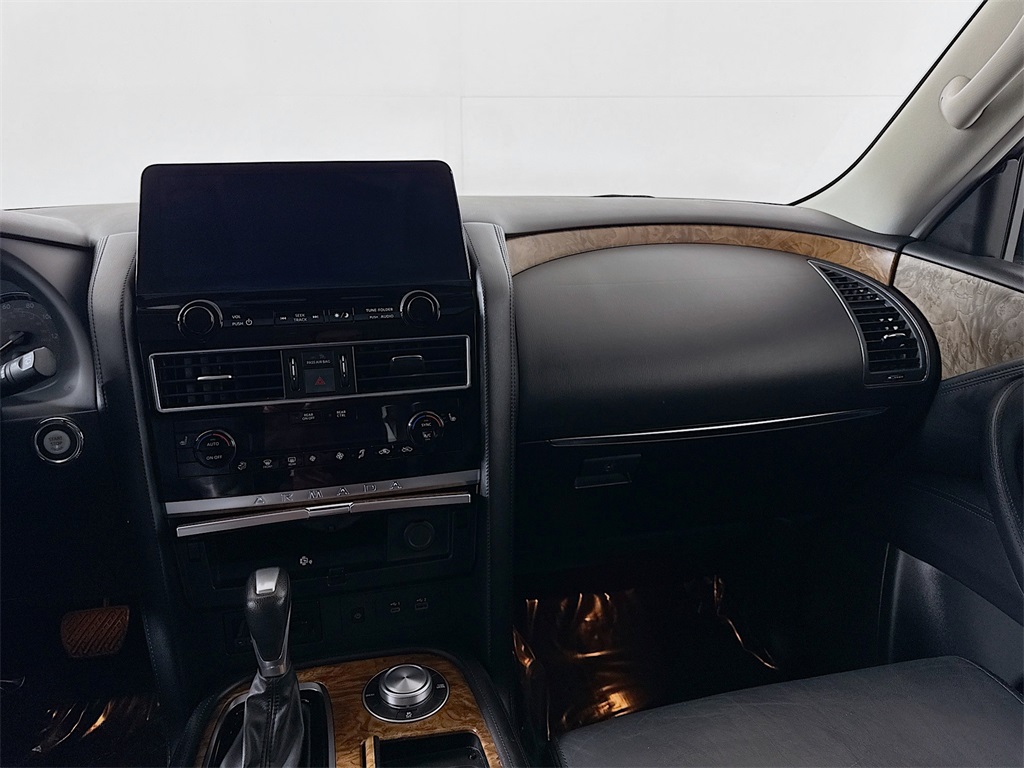 2023 Nissan Armada SL photo 8