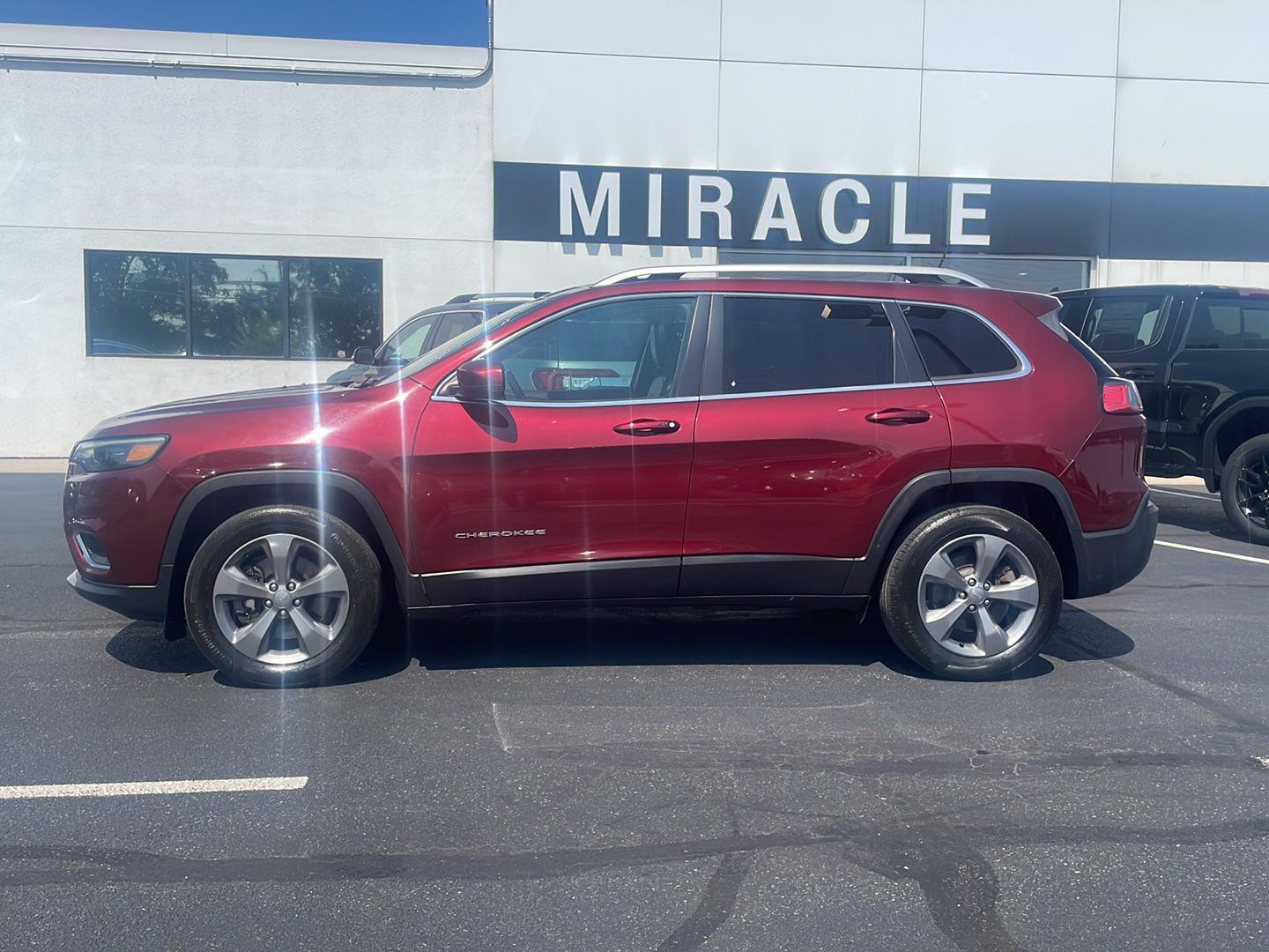 2019 Jeep Cherokee Limited photo 2